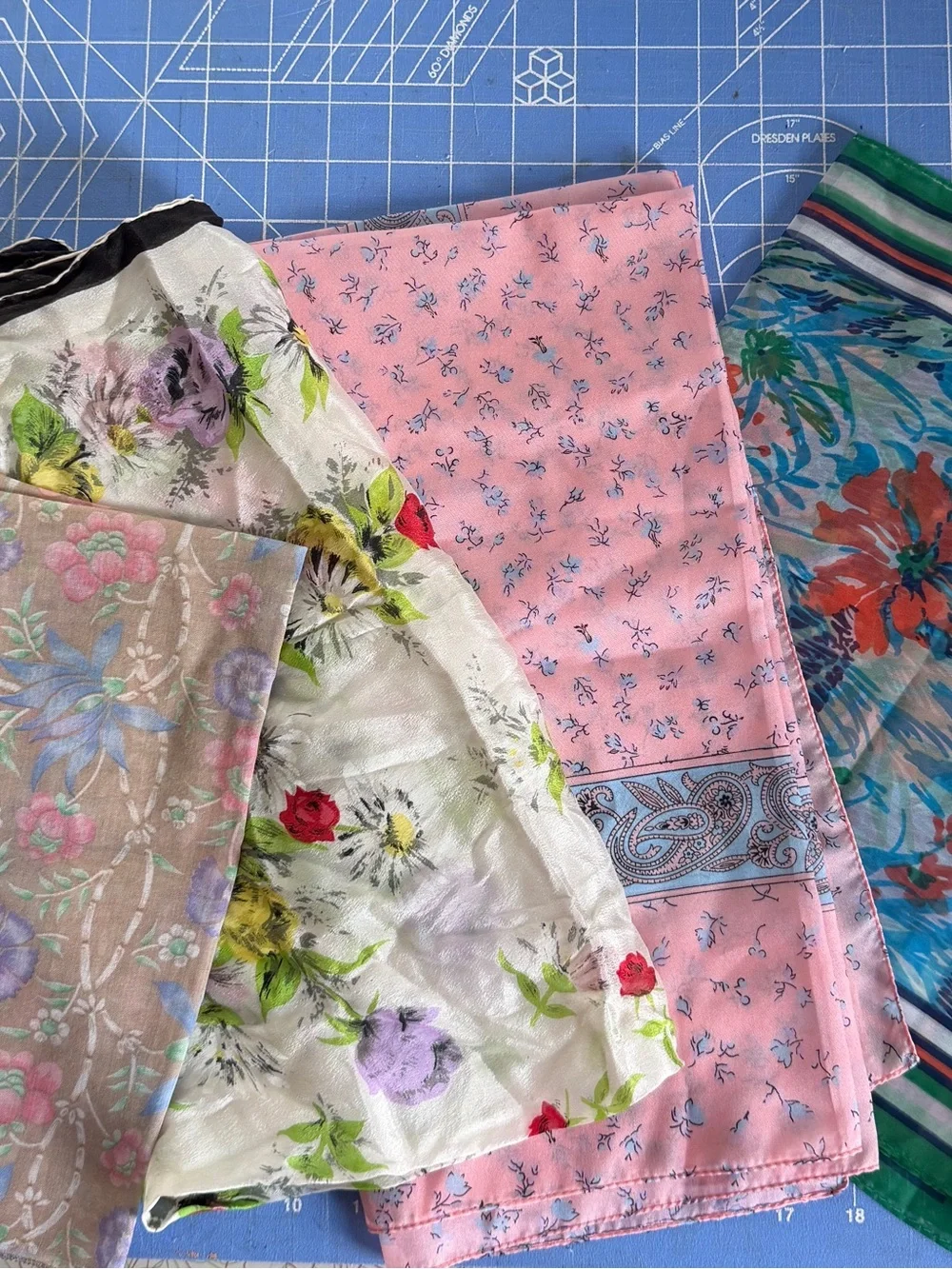 Vintage Scarf bundle (4)-